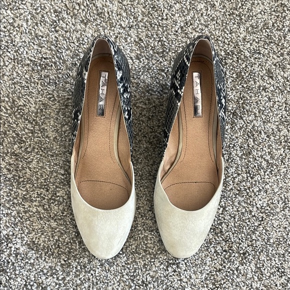 Tahari Black and Cream Wedge Shoes with Modern Design - Picture 1 of 4